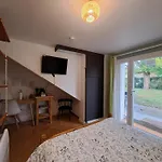 De L'akwaba Hebergements T2 Et T3 Et 1 A La Nuitee Cliquez Sur Les Disponibilites Pour Tous Les Hebergements Disponibles Merci Apartment