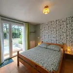 De L'akwaba Hebergements T2 Et T3 Et 1 A La Nuitee * Buzet-sur-Baise