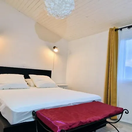Apartment De L'akwaba Hebergements T2 Et T3 Et 1 A La Nuitee