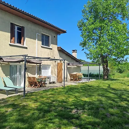 De L'akwaba Et A La Nuitee Buzet-sur-Baise