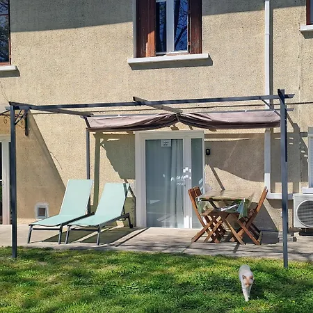Apartment De L'akwaba Hebergements T2 Et T3 Et 1 A La Nuitee *