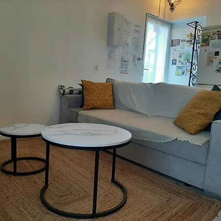 De L'akwaba Apartment