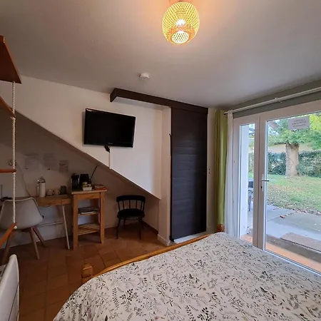 De L'akwaba Hebergements T2 Et T3 Et 1 A La Nuitee Apartment
