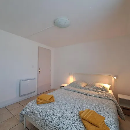De L'akwaba Hebergements T2 Et T3 Et 1 A La Nuitee Apartment Buzet-sur-Baise
