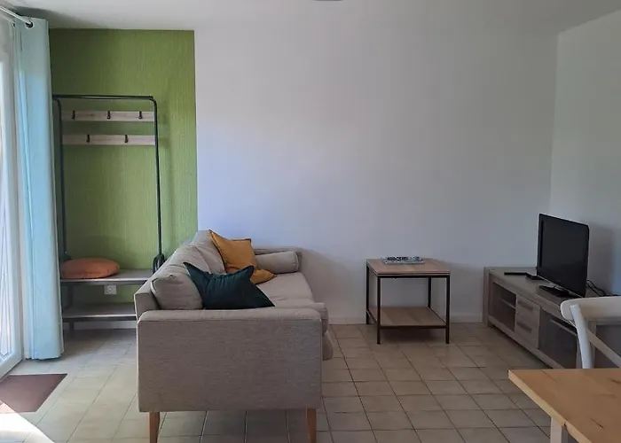 De L'akwaba Hébergements T2 Et T3 Et 1 à La Nuitée Appartamento
