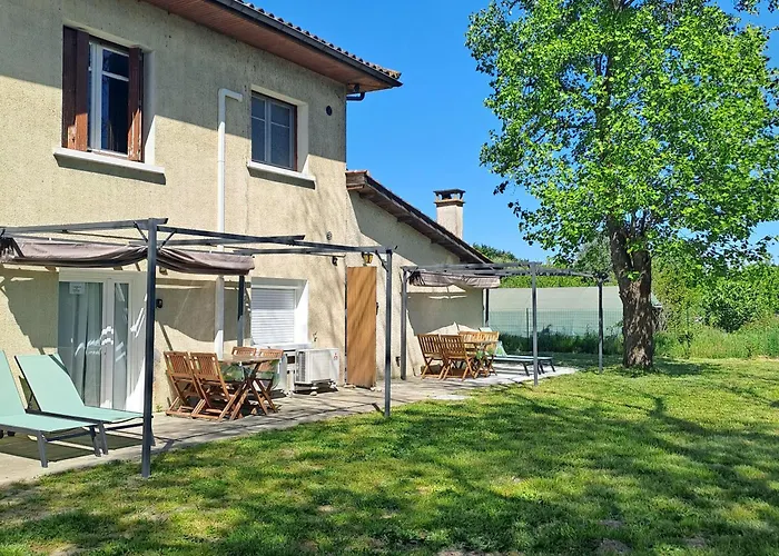 De L'akwaba Hébergements T2 Et T3 Et 1 à La Nuitée Buzet-sur-Baise